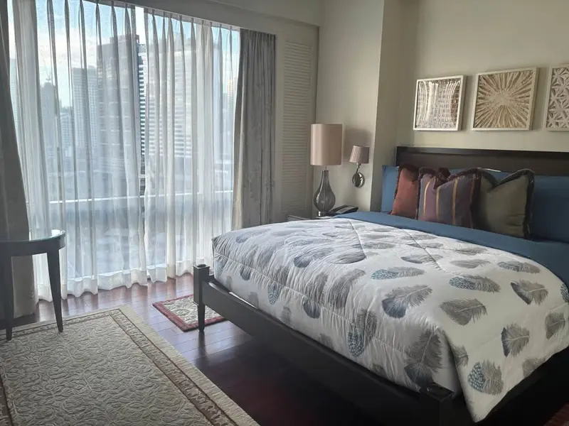 1 BR · The Raffles Residences