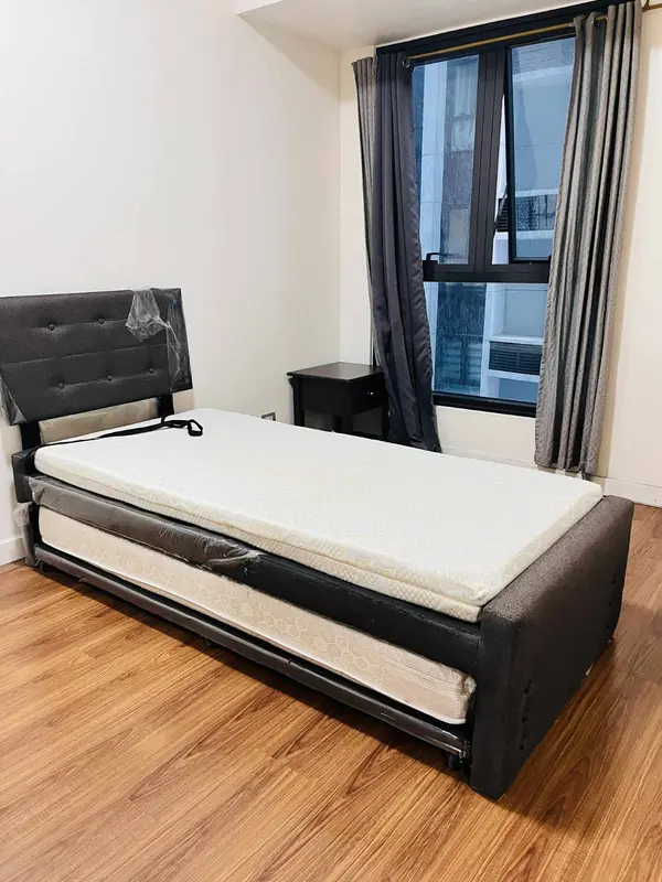 1 BR · The Sapphire Bloc
