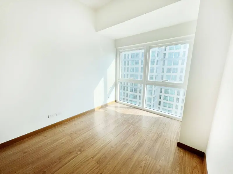 1 BR · Madison Park West
