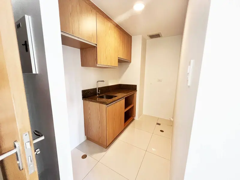 【売買】Madison Park Westの1ベッドルームのコンドミニアム、写真5