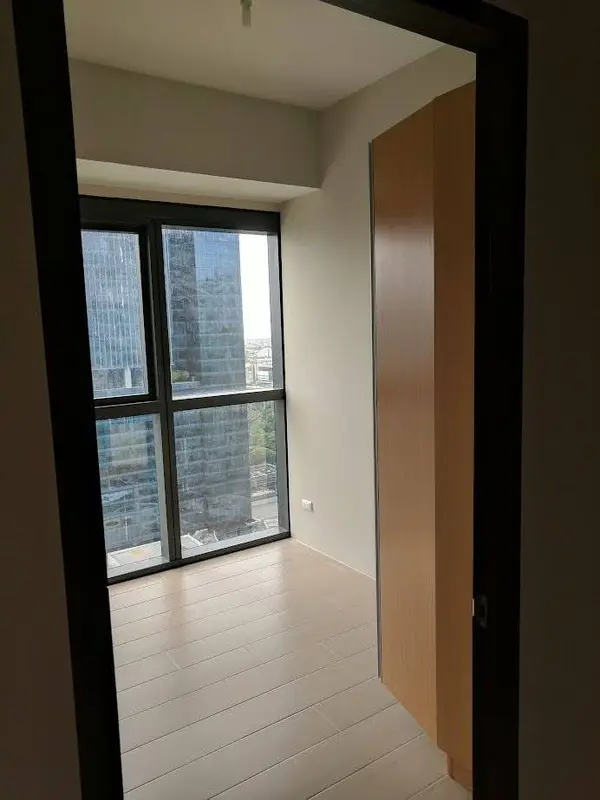 【売買】Uptown Ritz Residenceの2ベッドルームのコンドミニアム、写真5
