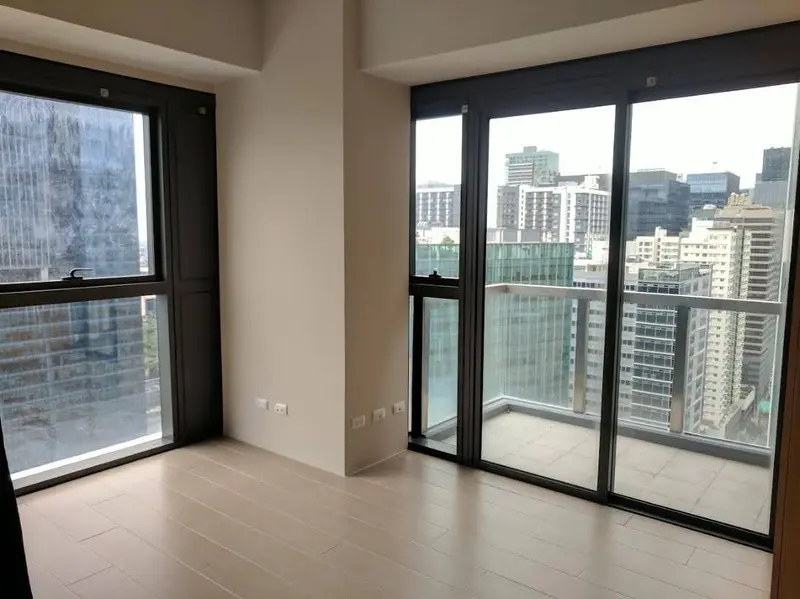 2 BR · Uptown Ritz Residence