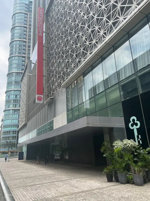 2 BR · Seasons Residences BGC
