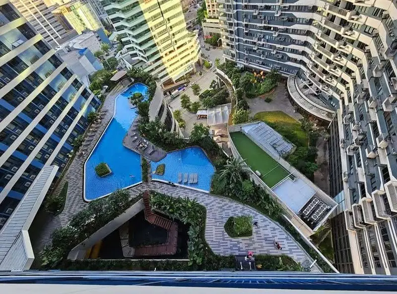 2 BR · Air Residences