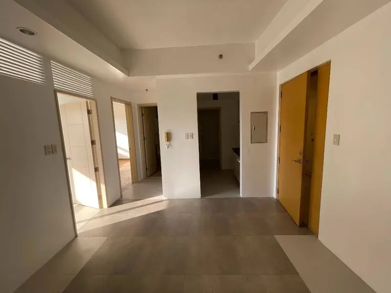 2 BR · Icon Residences