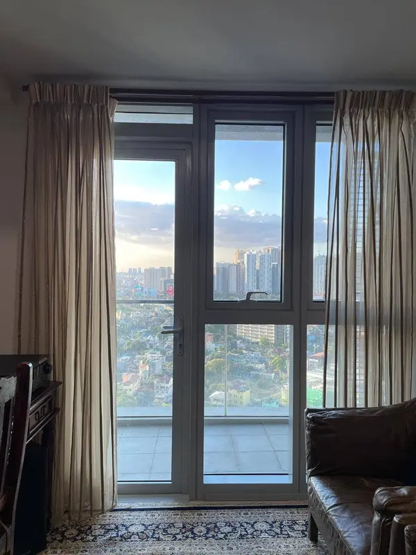 2 BR · Uptown Parksuites