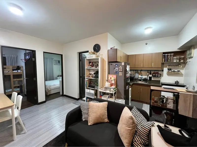 【売買】Rhapsody Residencesの2ベッドルームのコンドミニアム、写真3