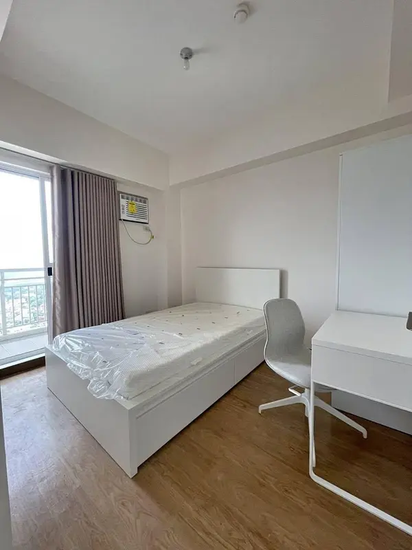 2 BR · Infina Towers