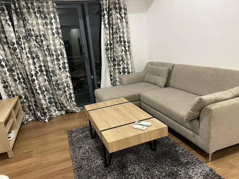 2 BR · The Rise Makati