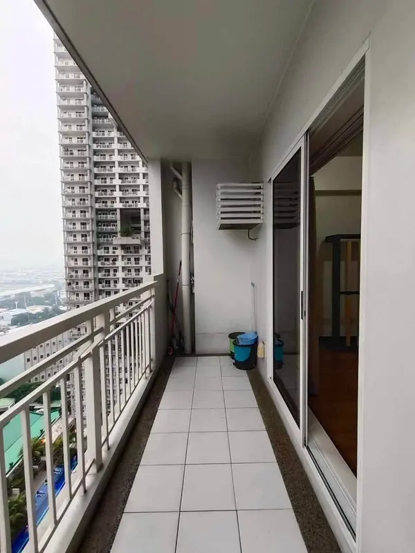 2 BR · Lumiere Residences