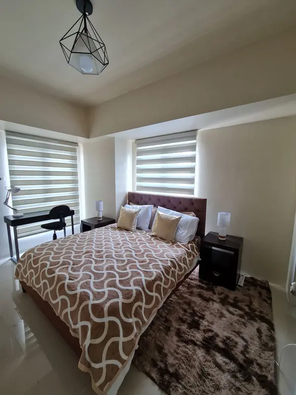 2 BR · The Montane