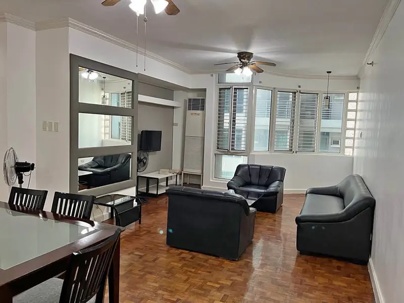 2 BR · Nobel Plaza