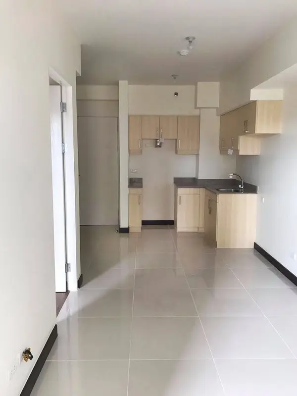 【売買】Lumiere Residencesの2ベッドルームのコンドミニアム、写真3
