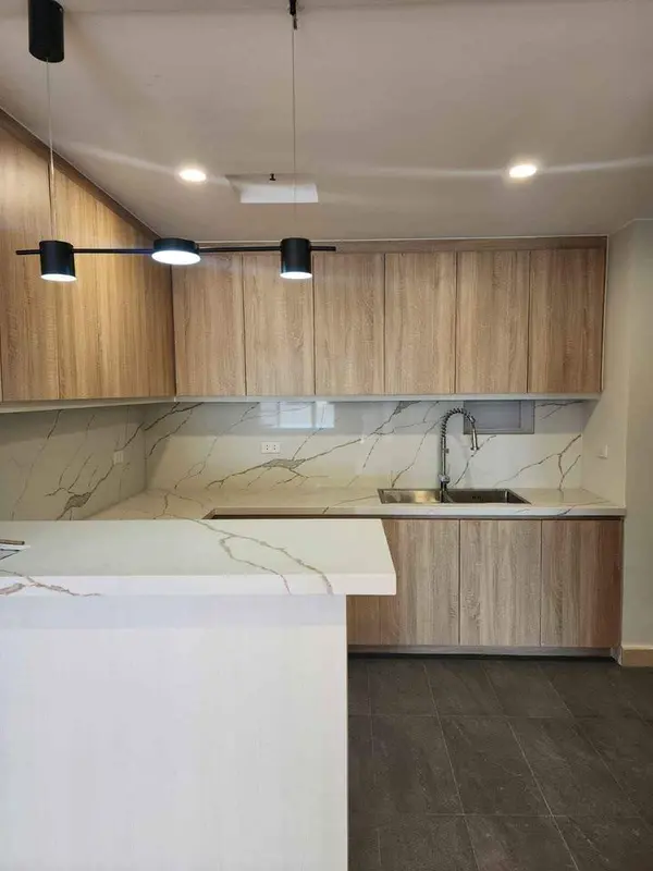 【売買】Cortijos Condominiumの3ベッドルームのコンドミニアム、写真2