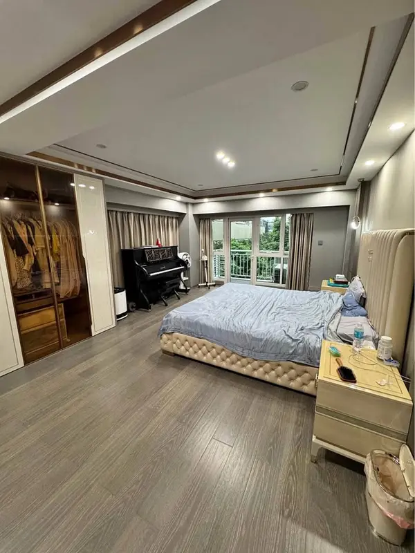 3 BR · Mahogany Tower at One Serendra