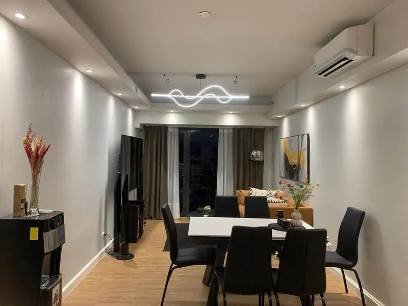 【売買】Escala Salcedoの3ベッドルームのコンドミニアム、写真2