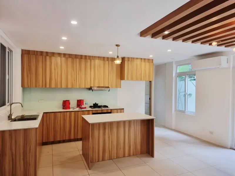 4-bedroom townhouse for rent in San Jose Village