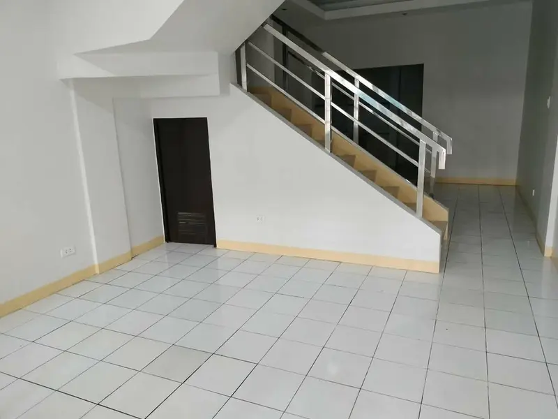 3-bedroom townhouse for rent in Sta. Ana Manila, photo 1