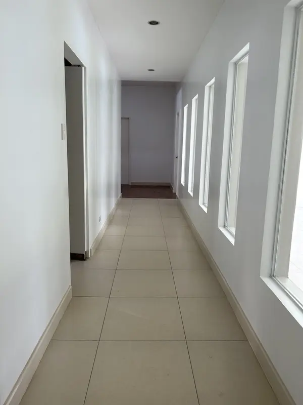 San Lorenzo Village 4베드룸 단독주택 임대, 사진 5