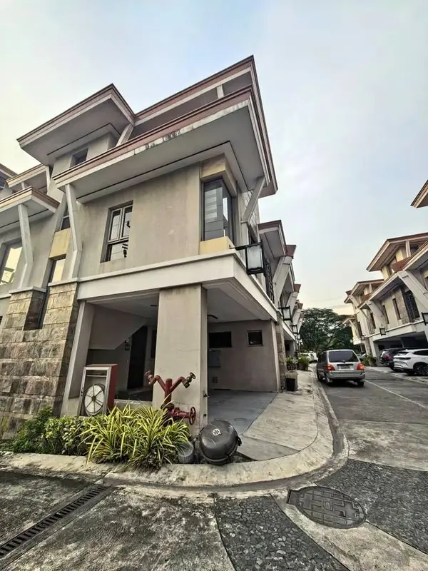 【賃貸】Valle Verde 7の3ベッドルームのタウンハウス、写真1