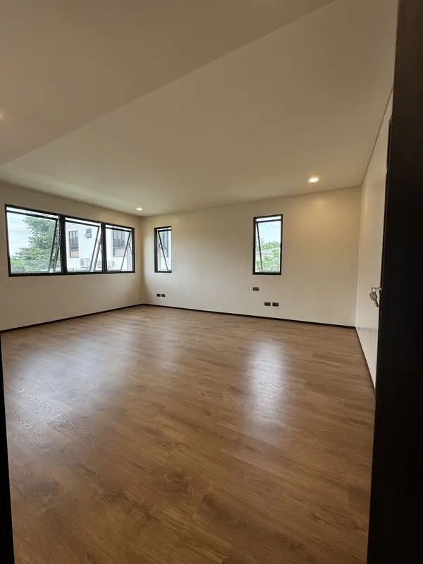 4-bedroom house and lot for sale in Verdana Homes, photo 3