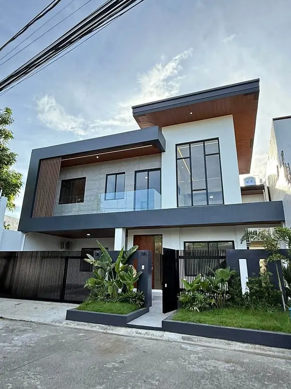House and lot for sale in BF Home Parañaque