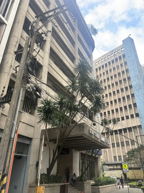Office for lease in Don Chua Lamko Building
