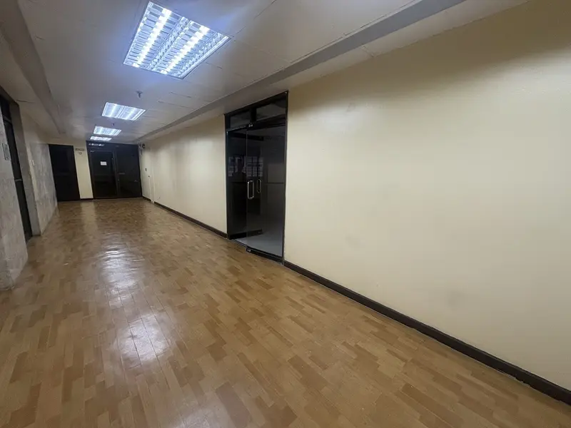 Don Chua Lamko Building 사무실 임대, 사진 4