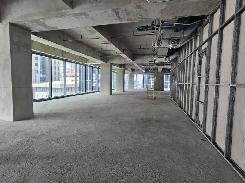 Office for lease in Gentry Corporate Plaza