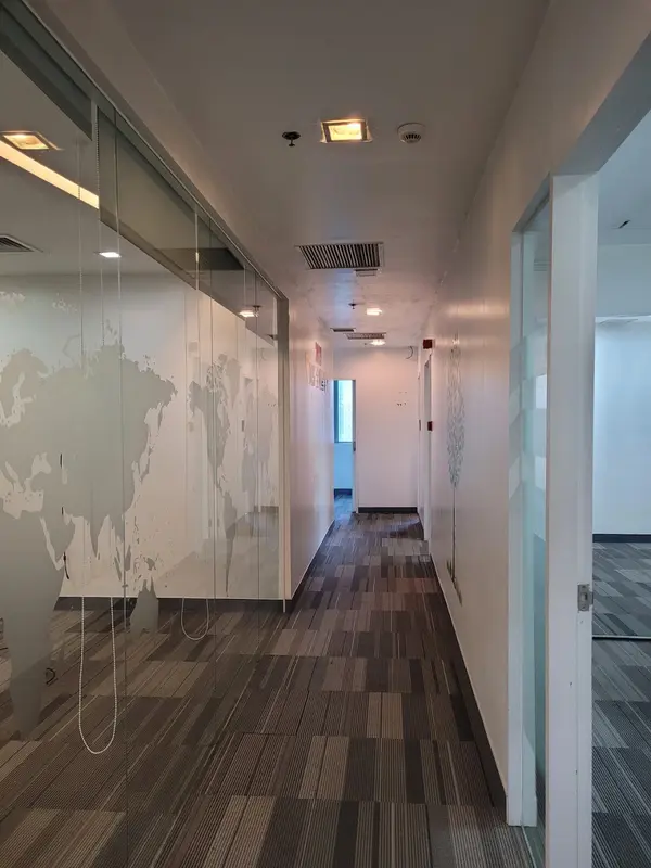 One Global Place 사무실 임대, 사진 2