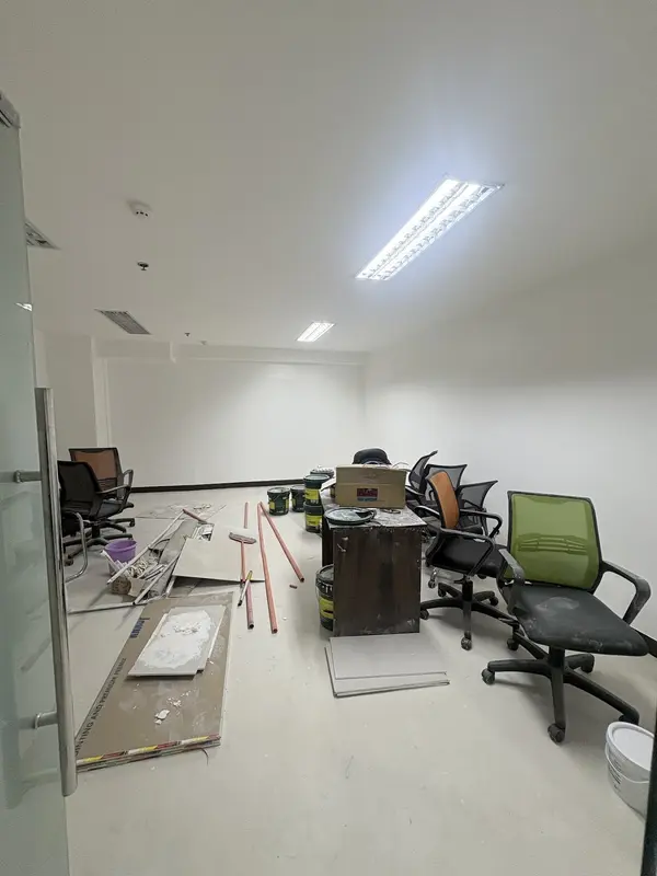 Office for lease in Valero One Center, photo 5