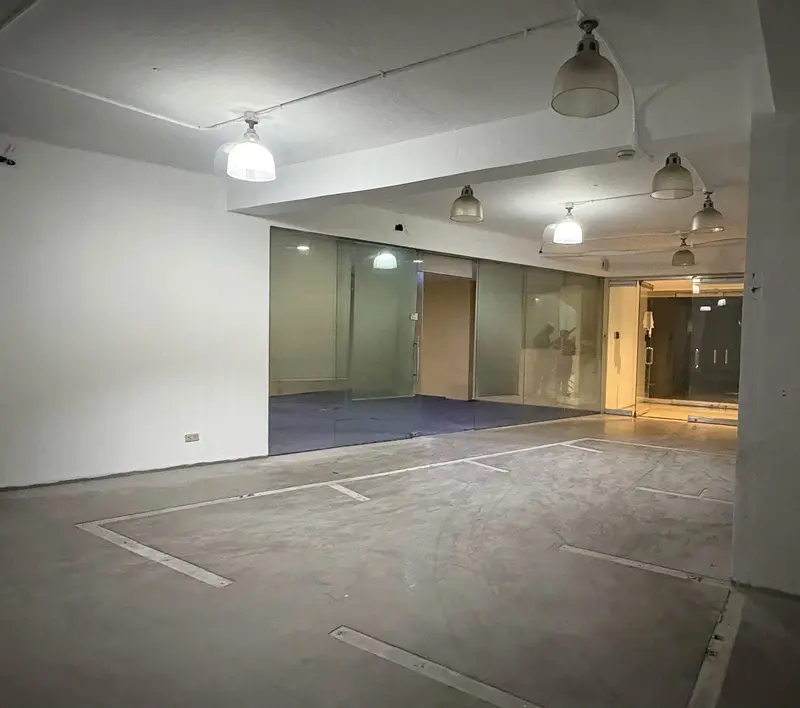 【賃貸】818 Buildingのオフィス