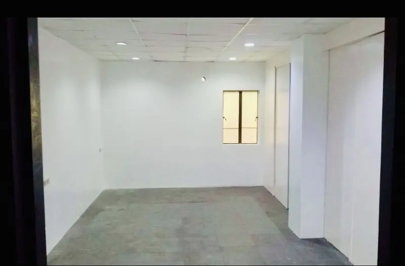 Office for lease in 818 Building, photo 4